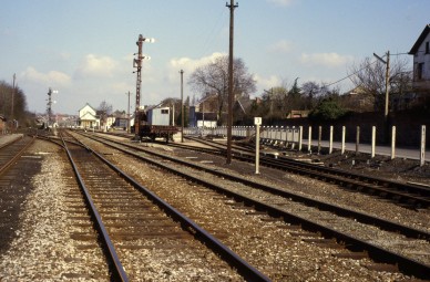 Courcelles-Centre - TH 84-4213 (2).jpg